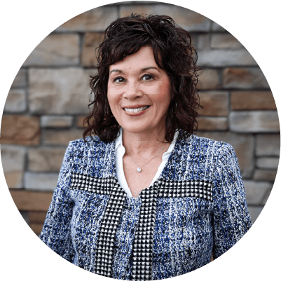 Amanda Flangas Headshot